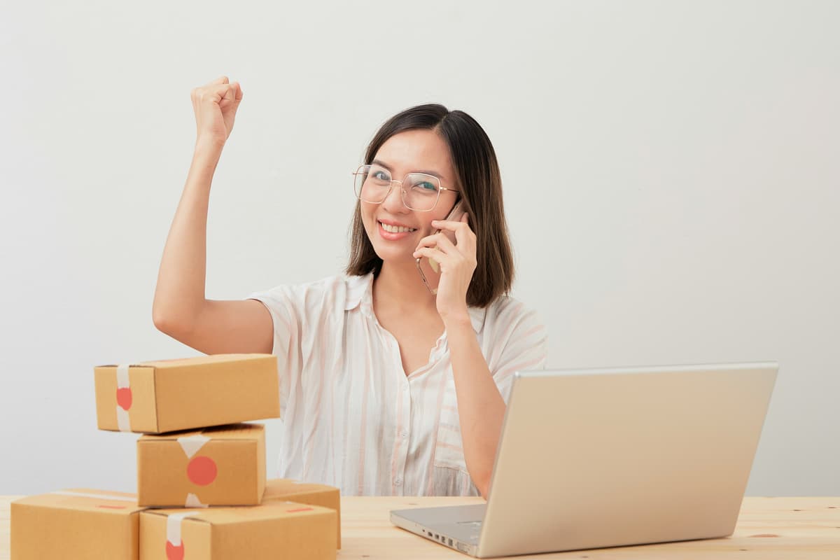 Subscription merchant account services
